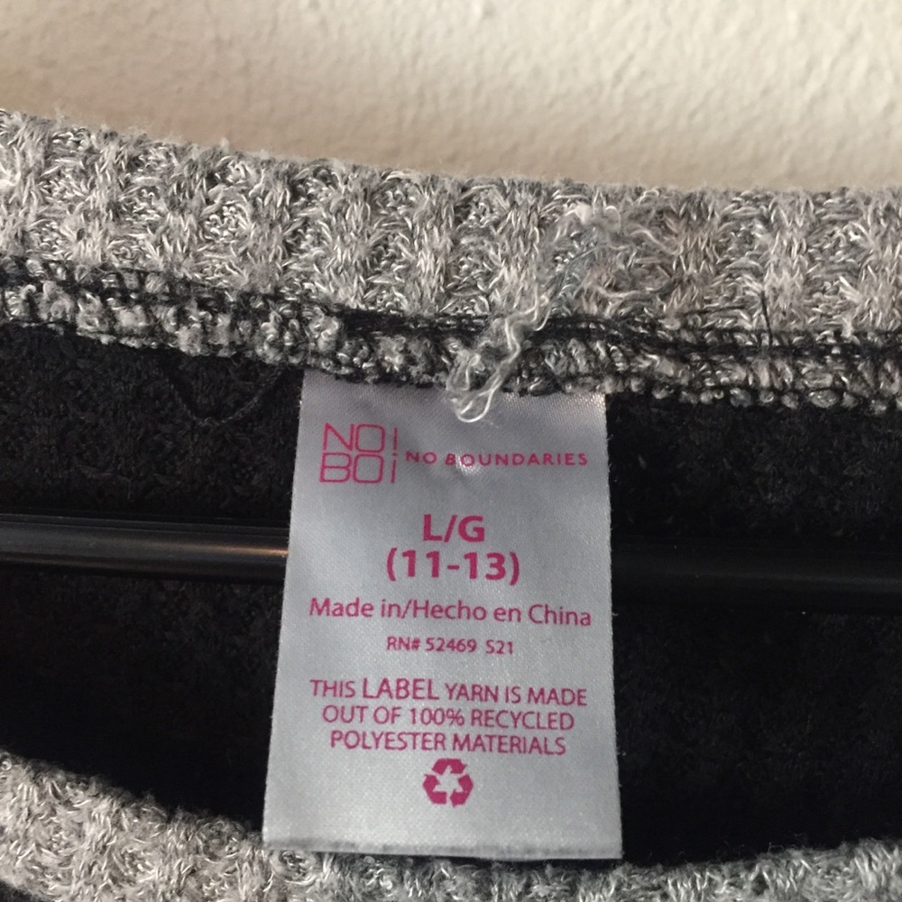 No boundaries sweater - Picture 4 of 5